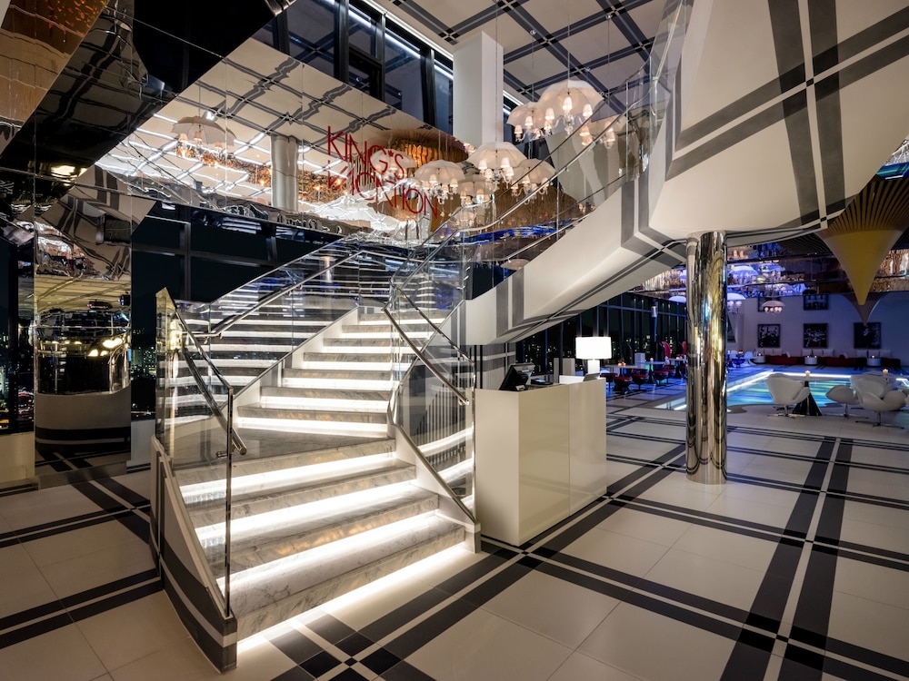 Novotel Ambassador Seoul Yongsan 5*