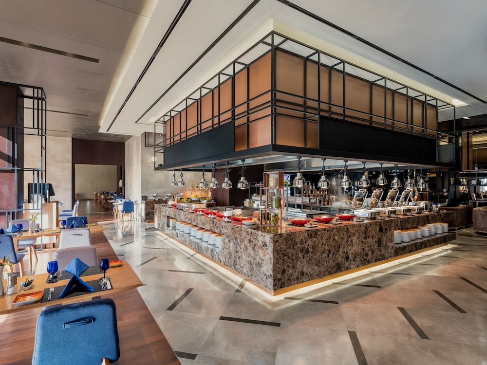 Novotel Ambassador Seoul Yongsan 5*