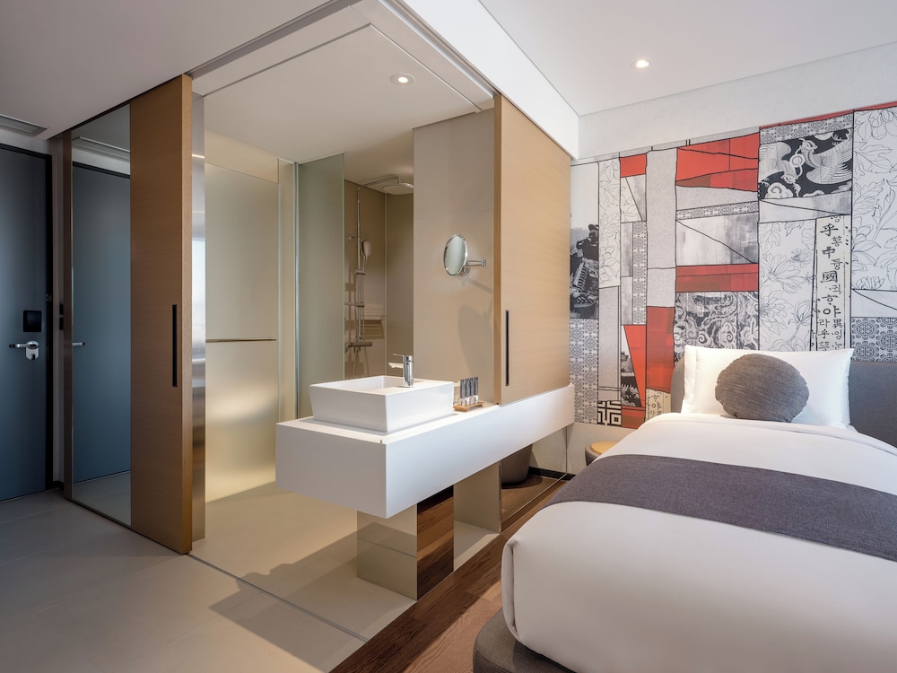 Novotel Ambassador Seoul Yongsan 5*