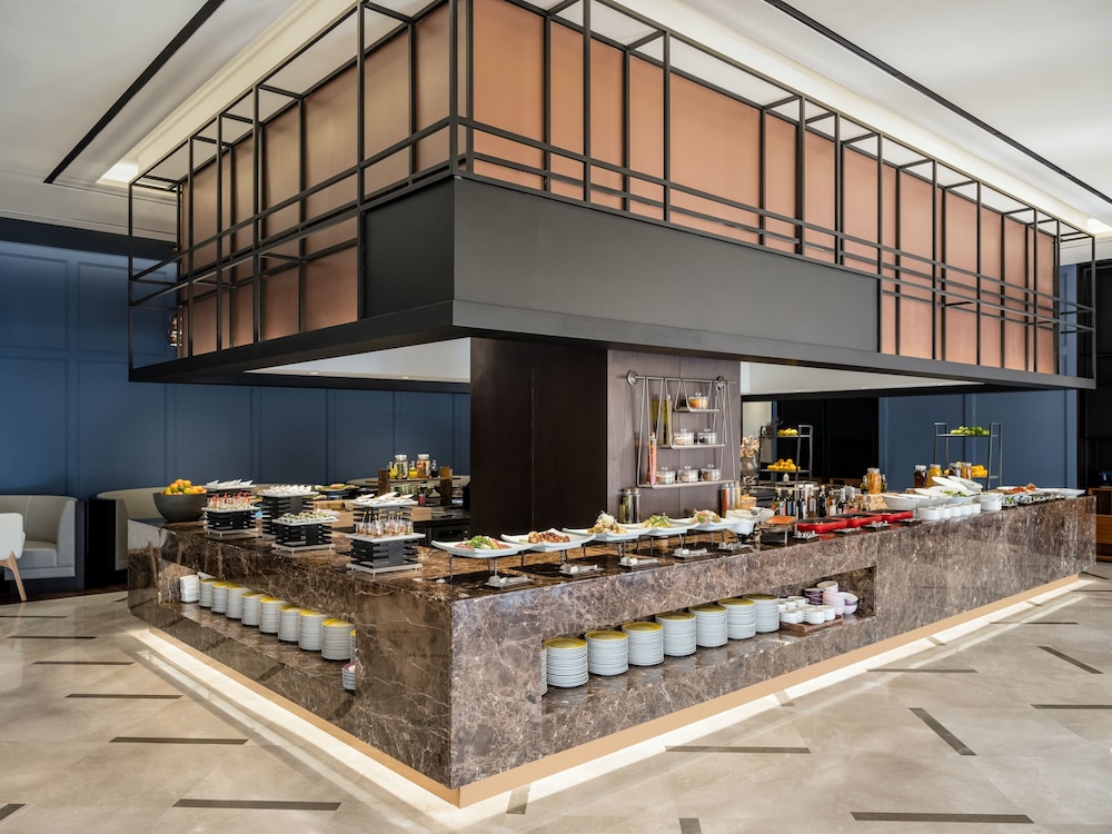 Novotel Ambassador Seoul Yongsan 5*