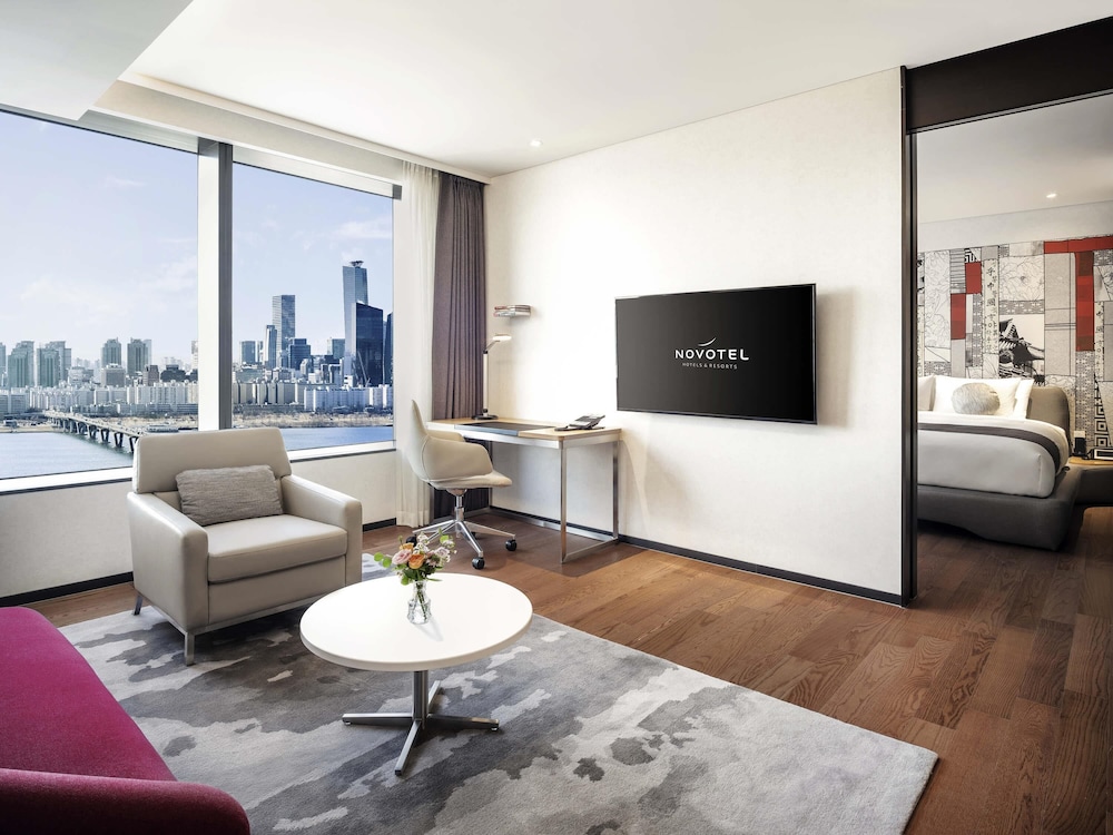 Novotel Ambassador Seoul Yongsan 5*