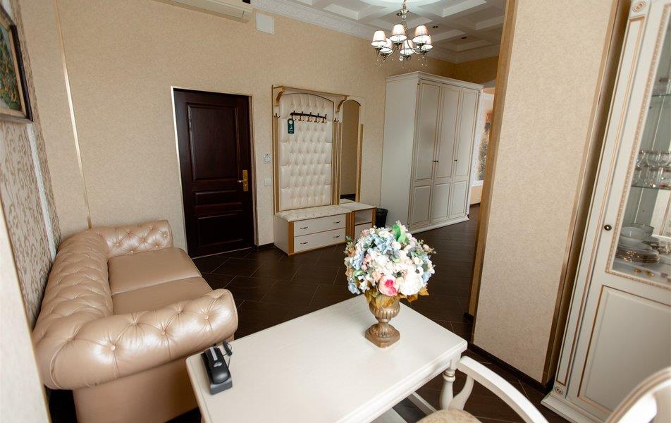 Art Hotel (Ессентуки) 3*