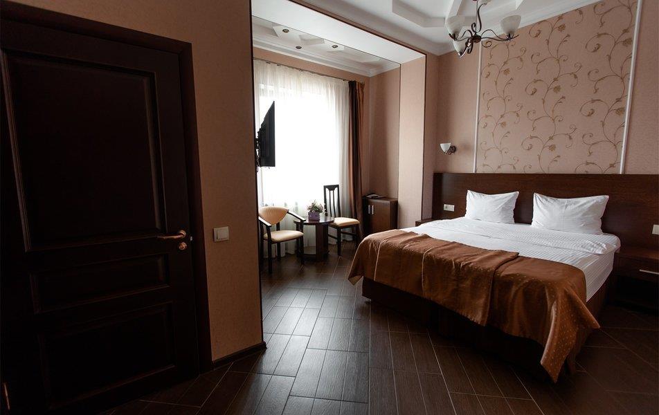 Art Hotel (Ессентуки) 3*