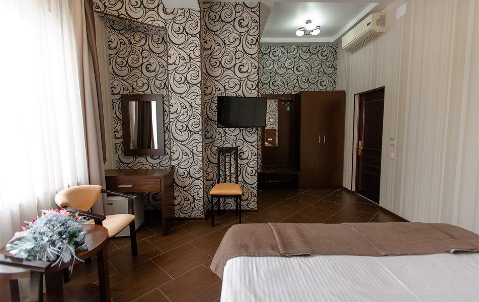 Art Hotel (Ессентуки) 3*