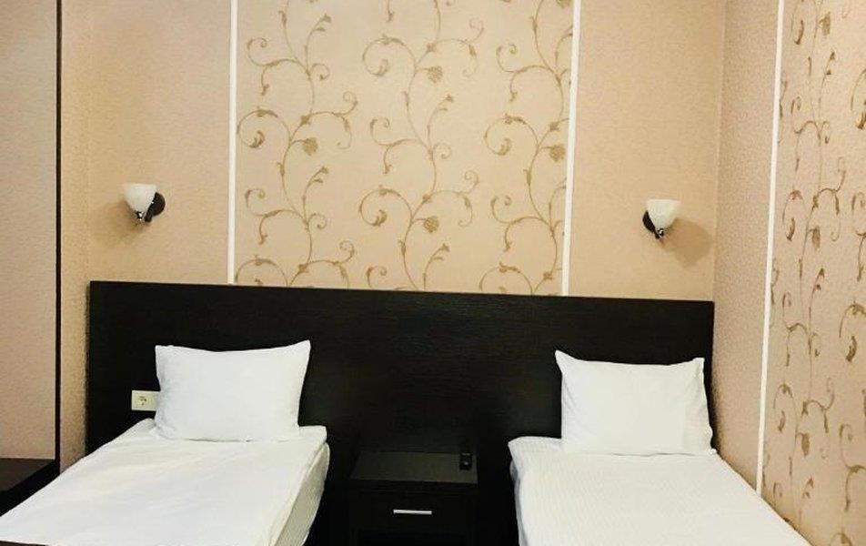 Art Hotel (Ессентуки) 3*