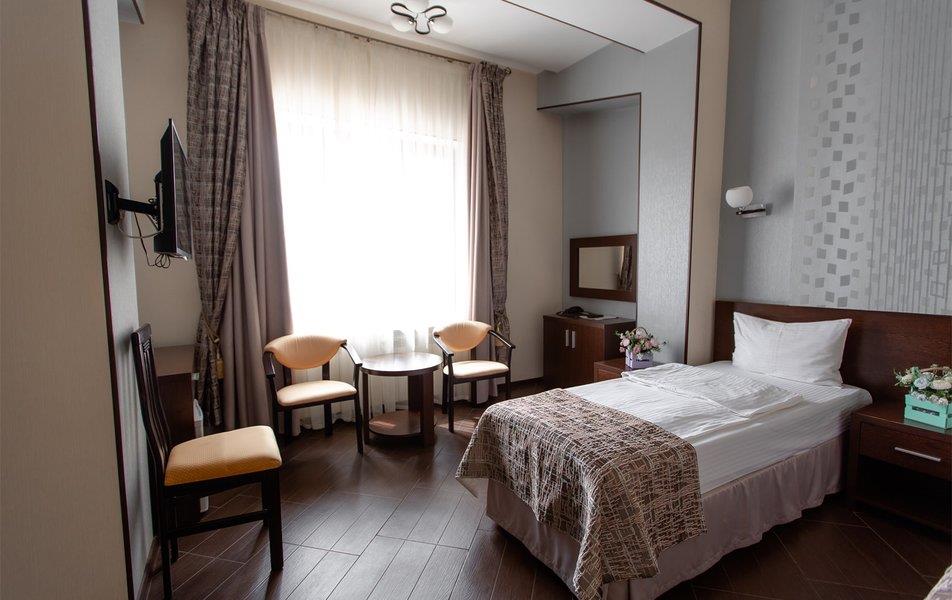 Art Hotel (Ессентуки) 3*