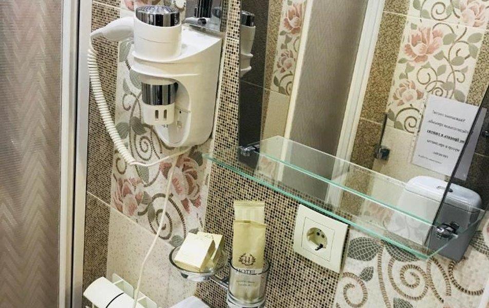 Art Hotel (Ессентуки) 3*