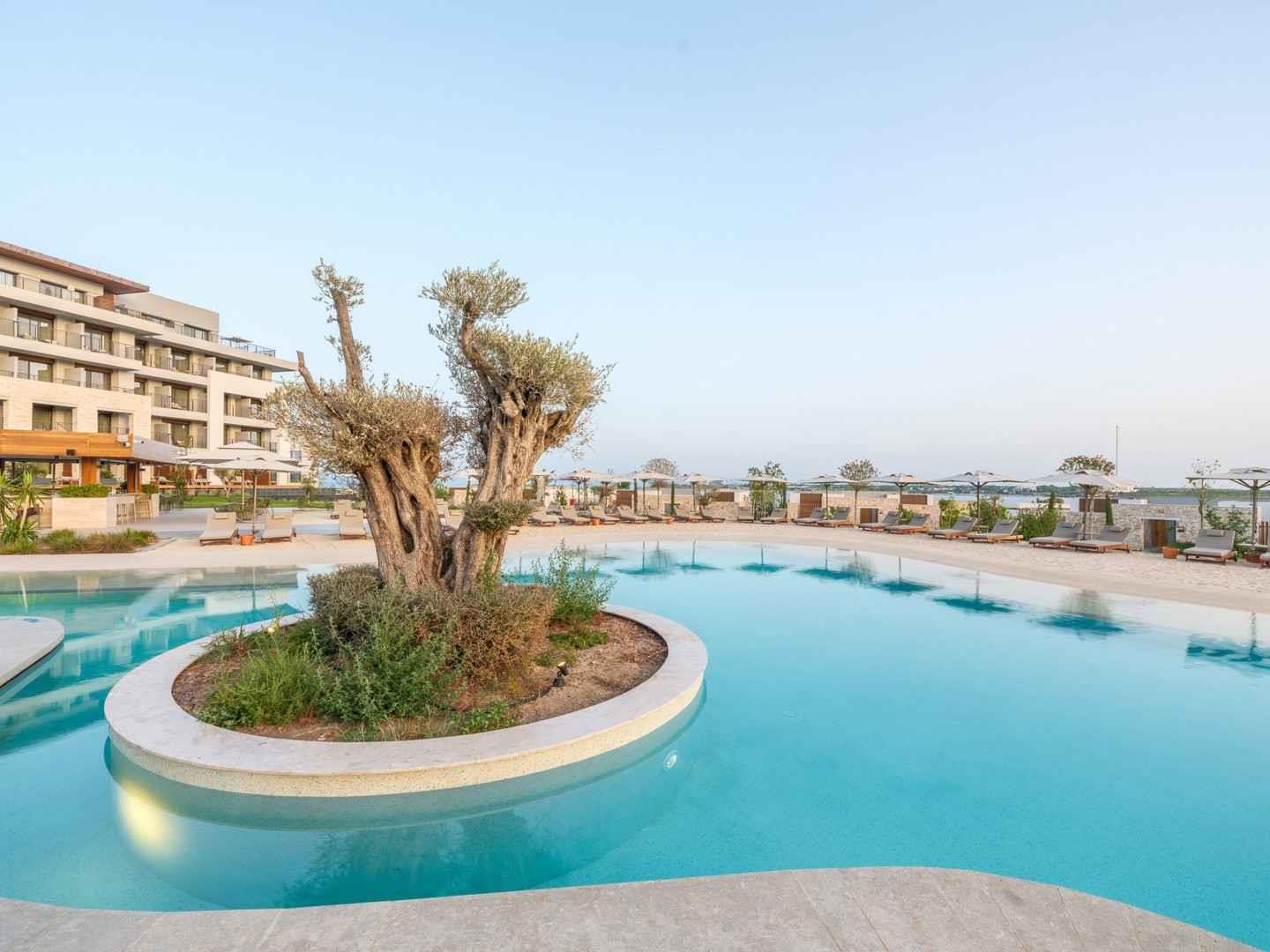 Anda Barut Collection 5*