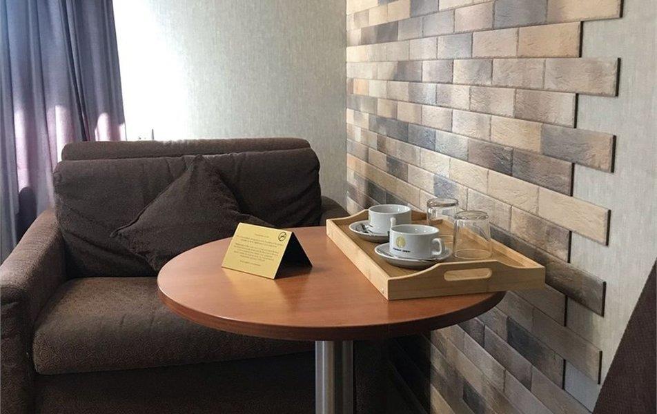 Гостиный Дворъ 0*