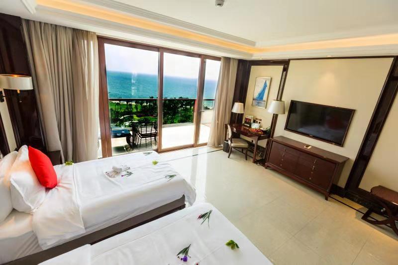 Jinsha Seaview Hotel Sanya 5*
