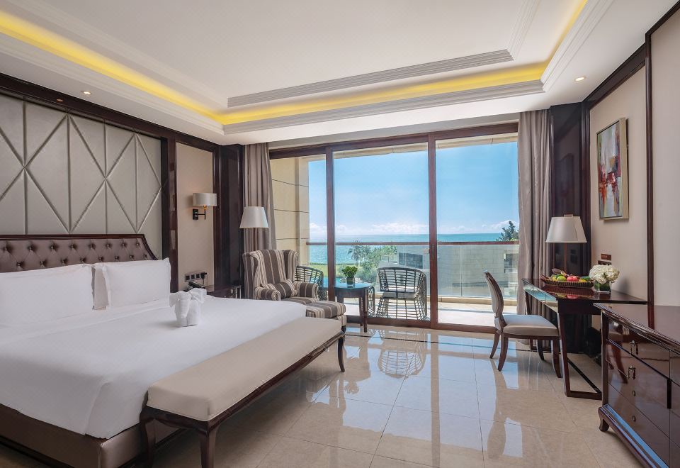 Jinsha Seaview Hotel Sanya 5*