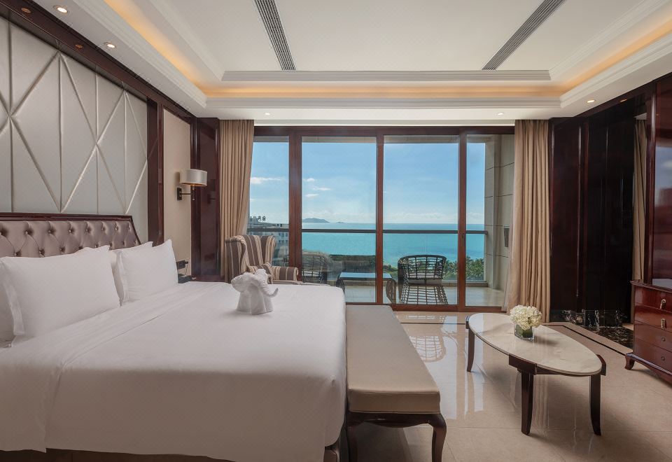 Jinsha Seaview Hotel Sanya 5*