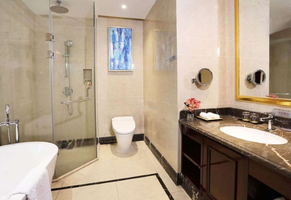 Jinsha Seaview Hotel Sanya 5*