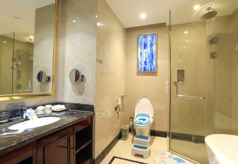 Jinsha Seaview Hotel Sanya 5*