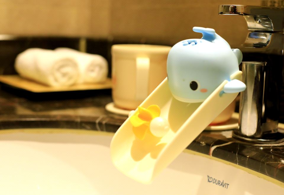 Jinsha Seaview Hotel Sanya 5*