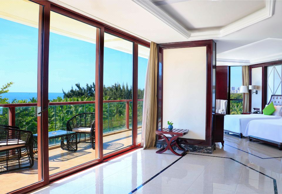 Jinsha Seaview Hotel Sanya 5*
