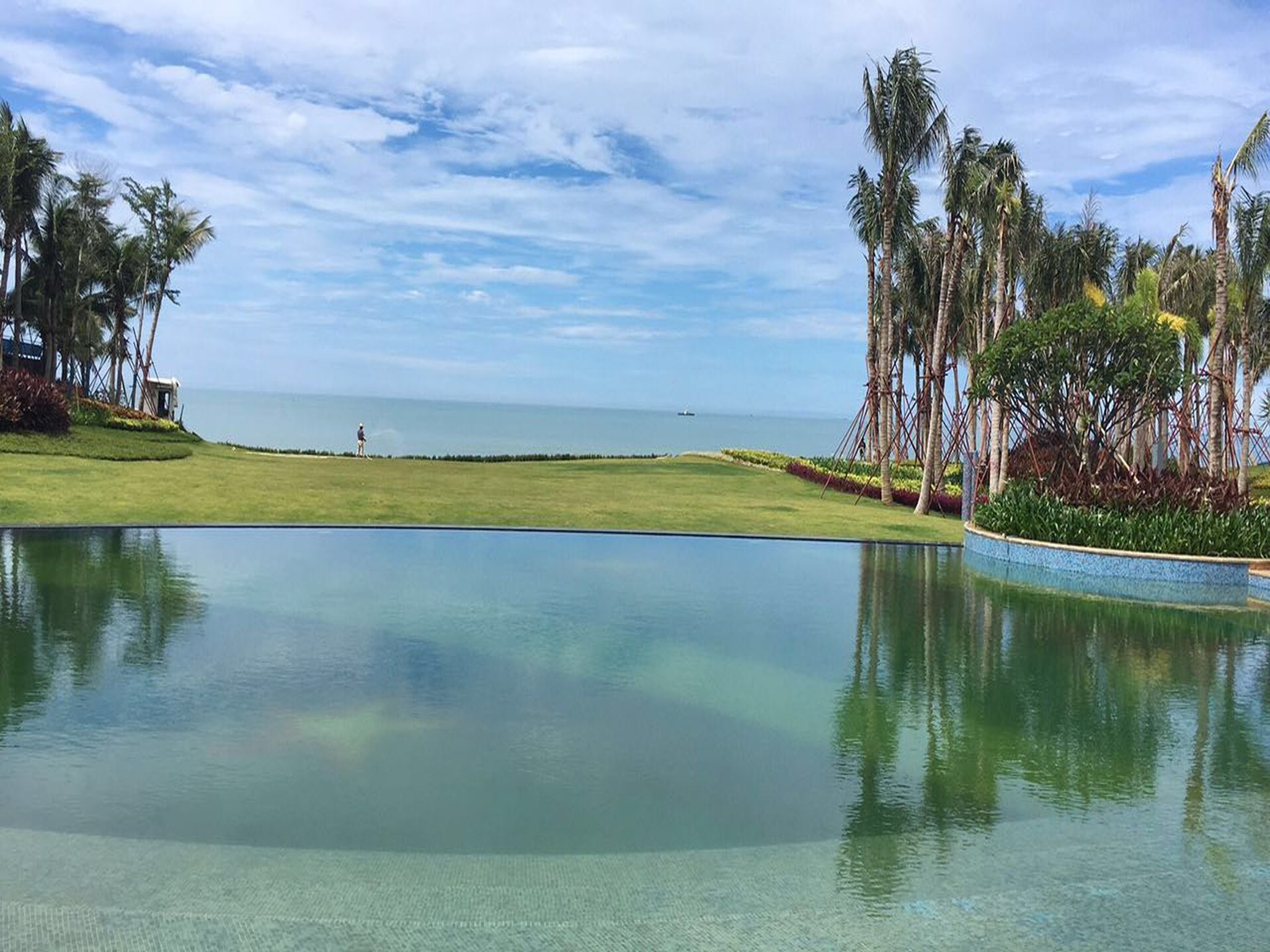 Jinsha Seaview Hotel Sanya 5*