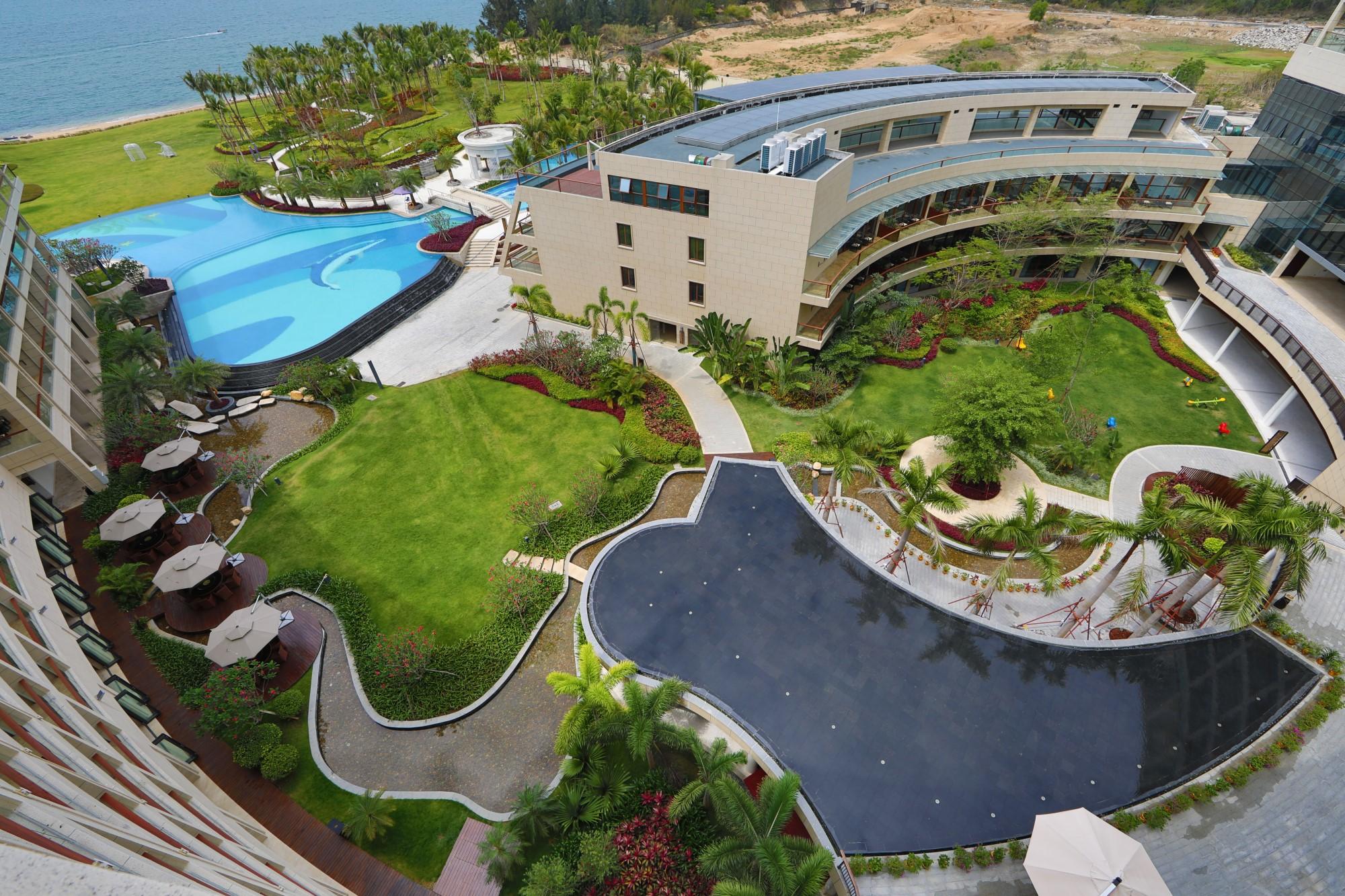 Jinsha Seaview Hotel Sanya 5*