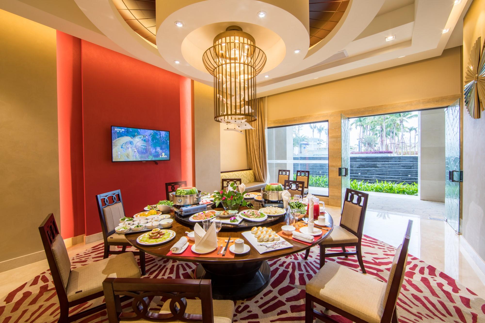 Jinsha Seaview Hotel Sanya 5*