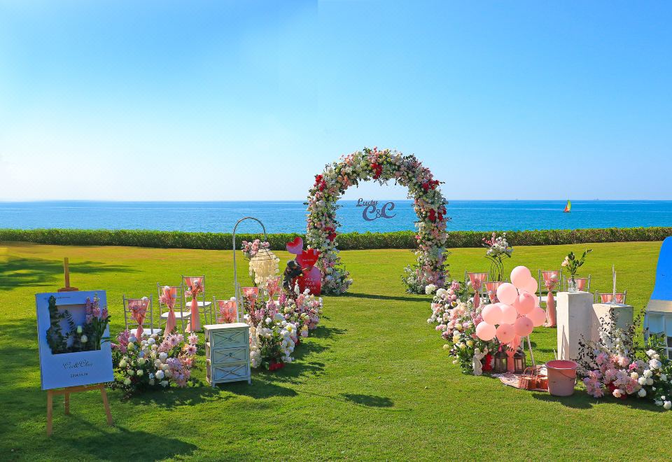 Jinsha Seaview Hotel Sanya 5*