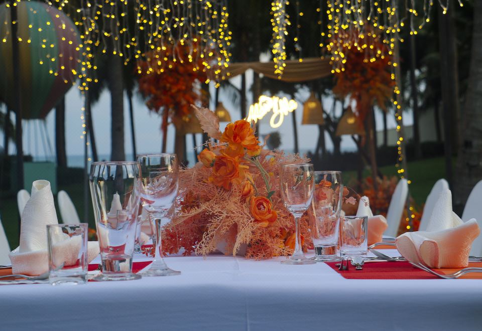 Jinsha Seaview Hotel Sanya 5*
