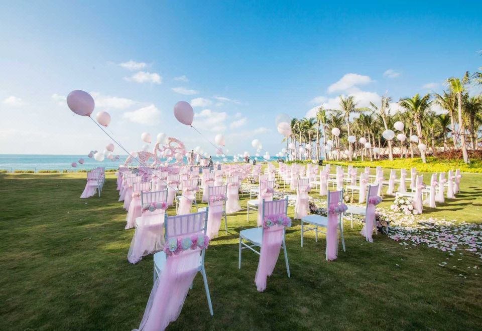 Jinsha Seaview Hotel Sanya 5*