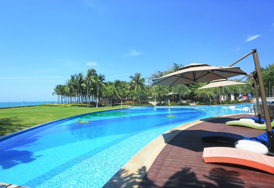 Jinsha Seaview Hotel Sanya 5*