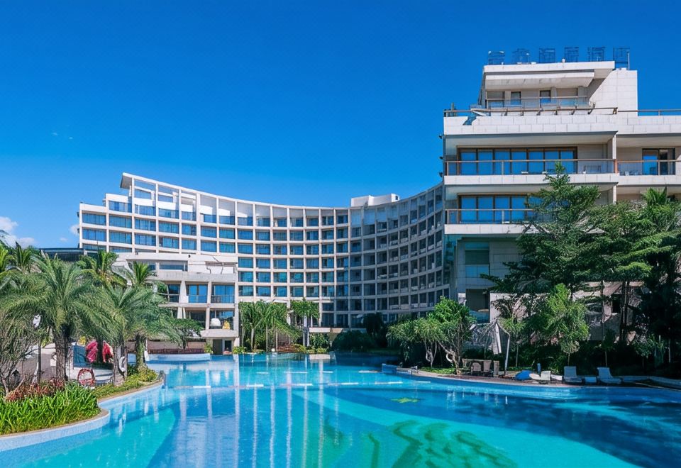 Jinsha Seaview Hotel Sanya 5*