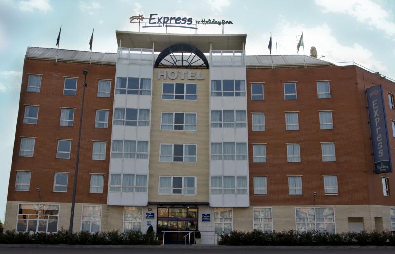 Туры в Express by Holiday Inn Valencia San Luis