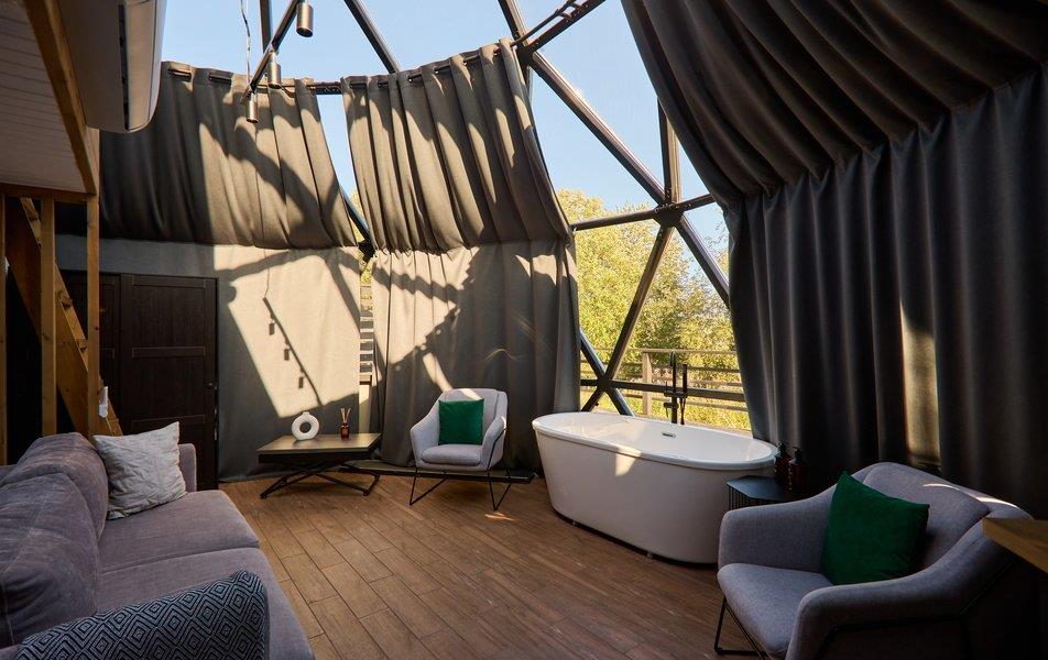 Северное сияние 4*