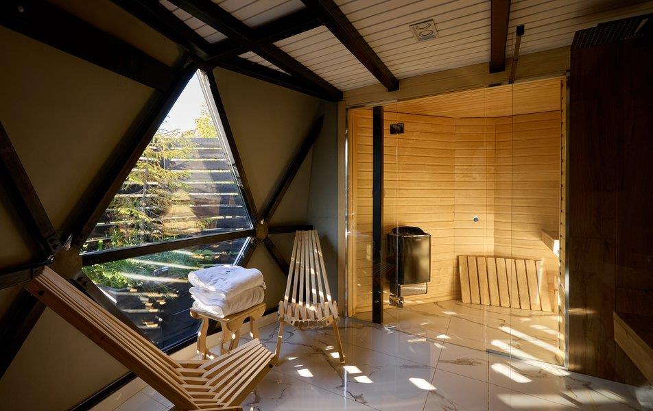 Северное сияние 4*