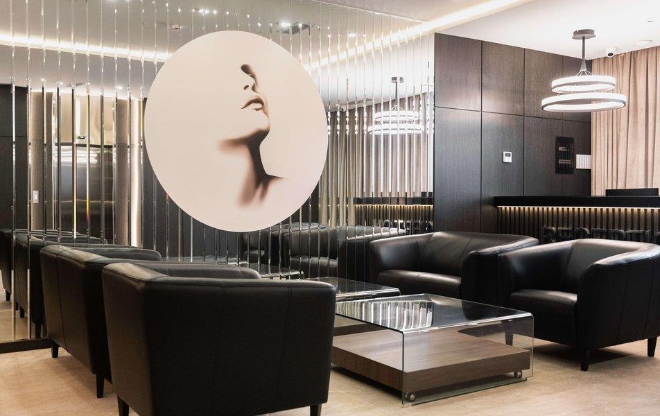 Плаза (ул. Лухмановская) 4*