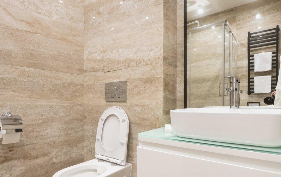 Плаза (ул. Лухмановская) 4*