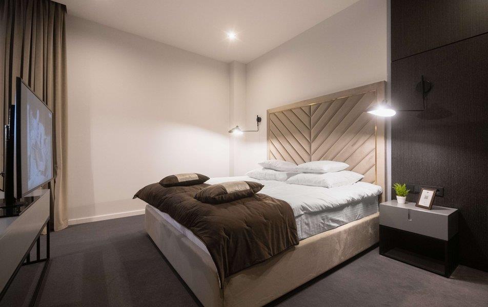 Плаза (ул. Лухмановская) 4*