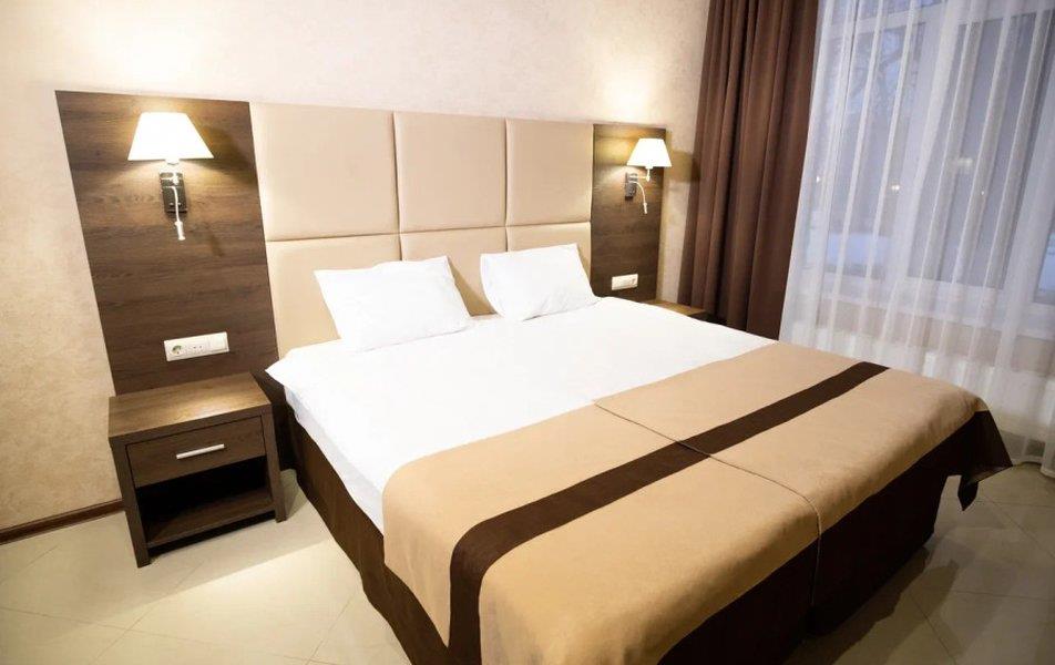 Орлиное Гнездо (Архыз) 0*