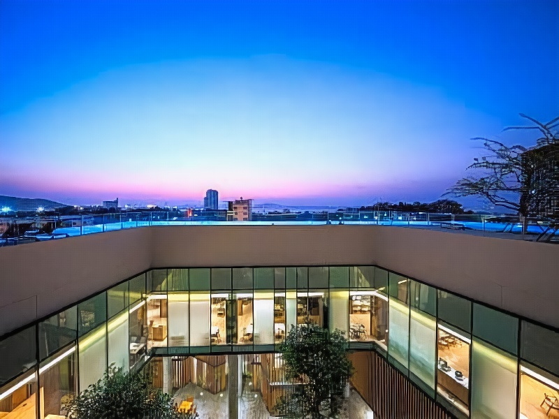 Arize Hotel Sri Racha 4*