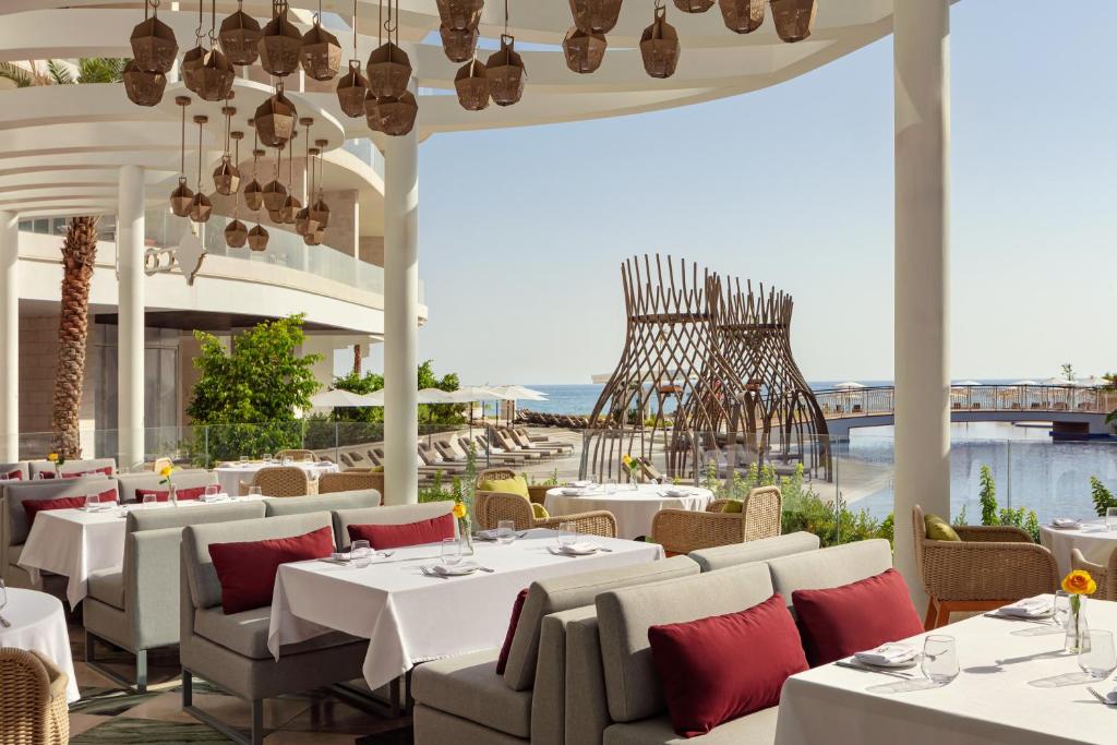 The St. Regis Al Mouj Muscat Resort 5*