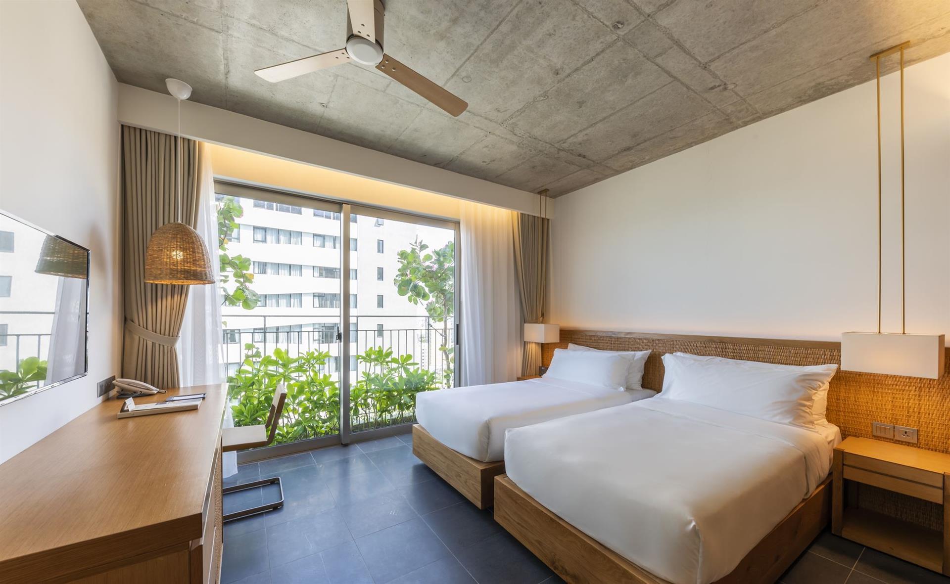 Chicland Hotel Danang 4*