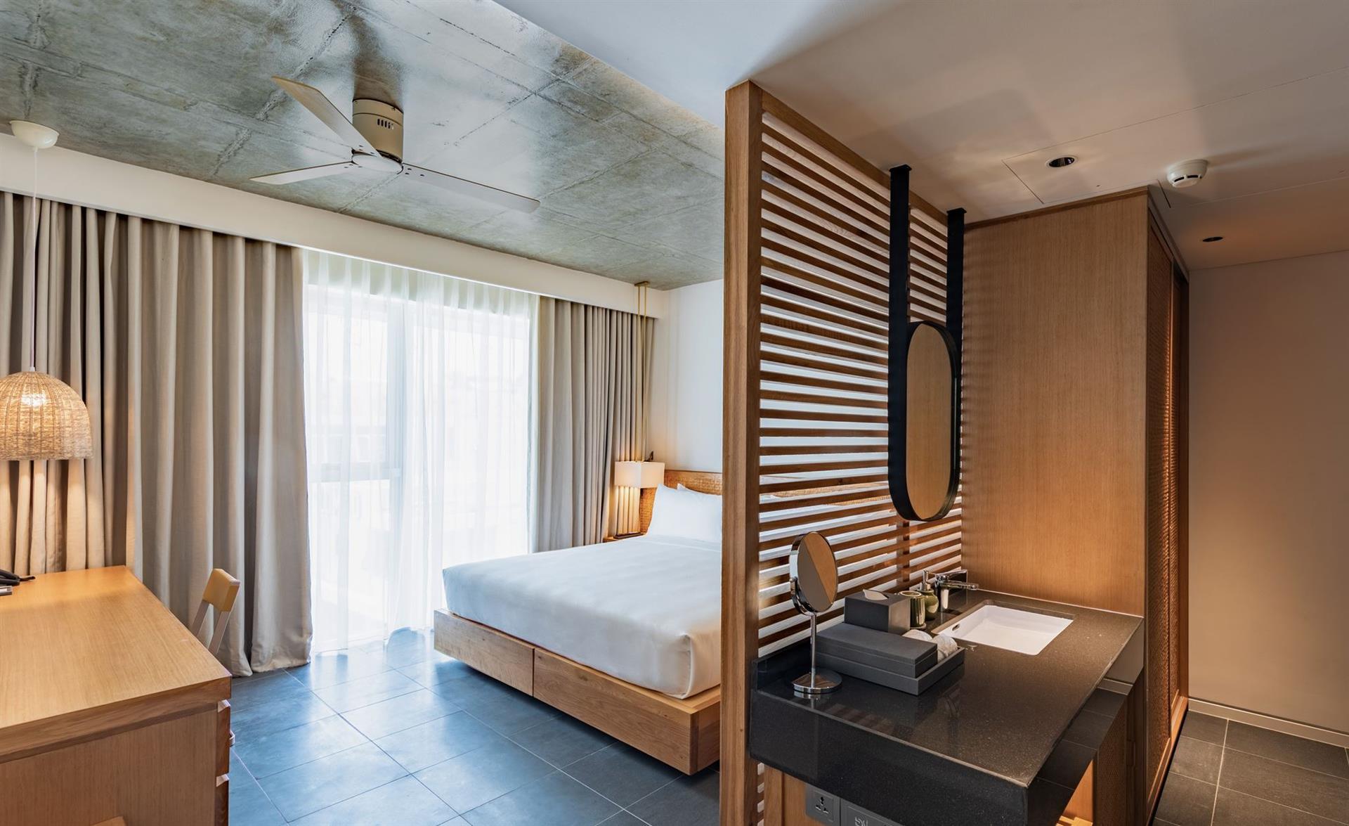 Chicland Hotel Danang 4*