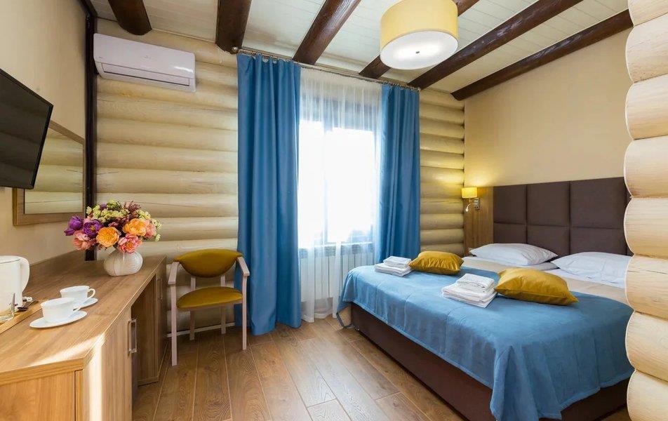 Отель Династия 4*