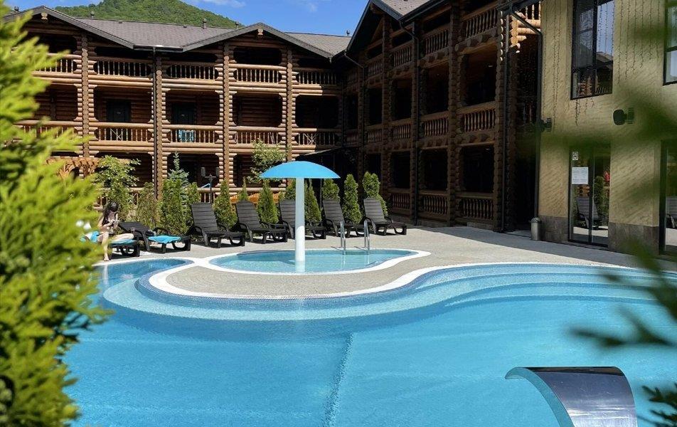 Отель Династия 4*