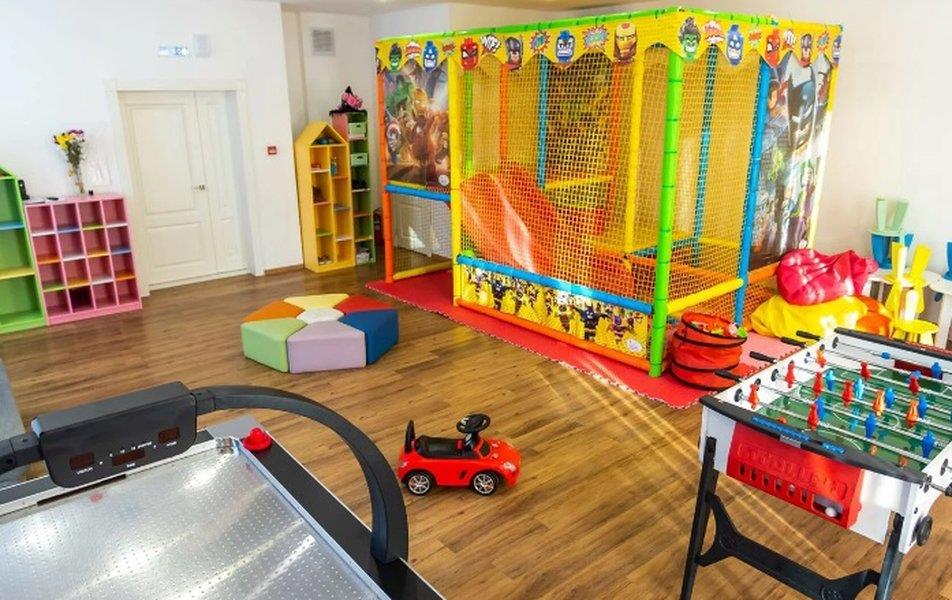 Отель Династия 4*