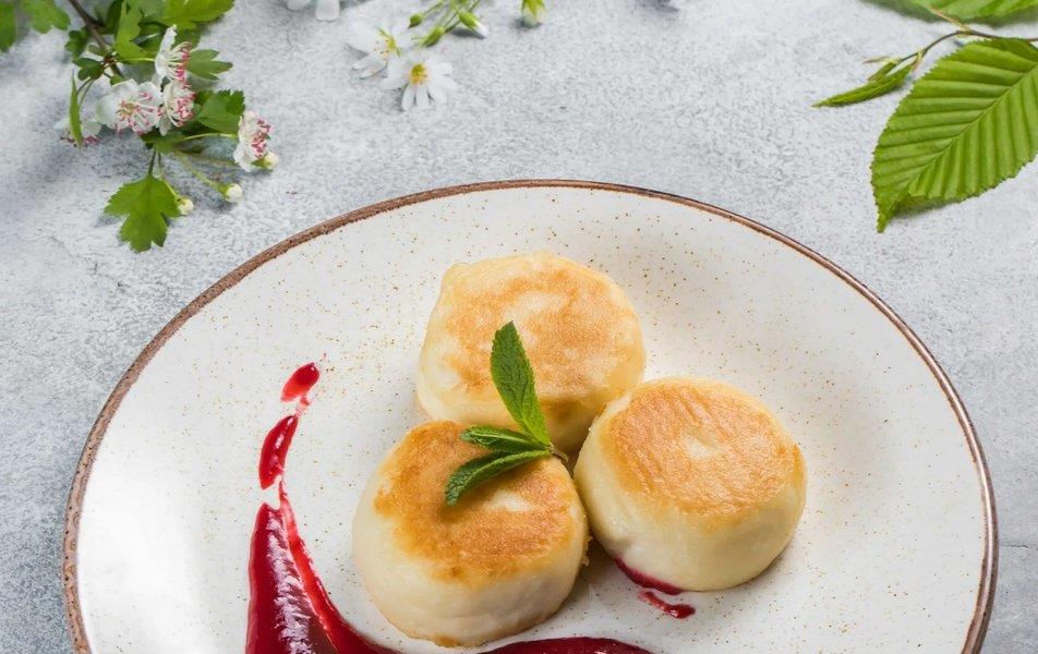 Отель Династия 4*