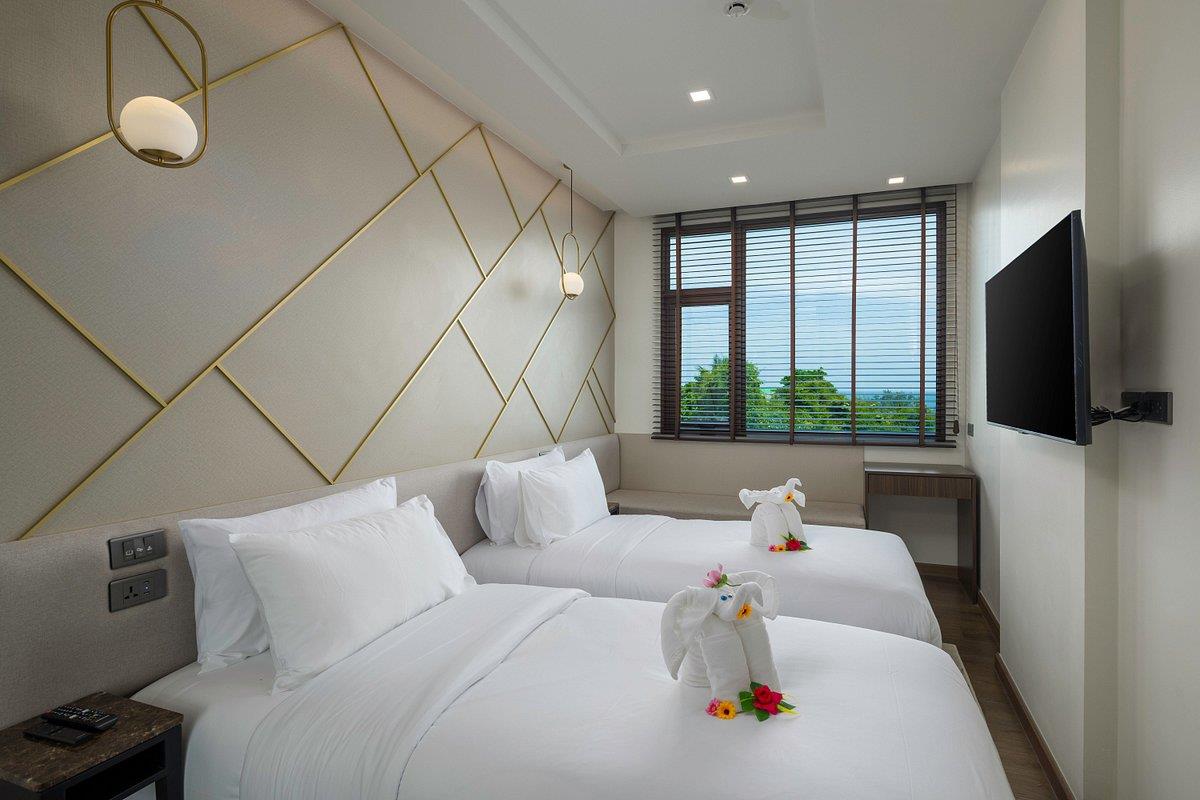 Туры в The Proud Karon Beach Phuket Trademark Collection By Wyndham