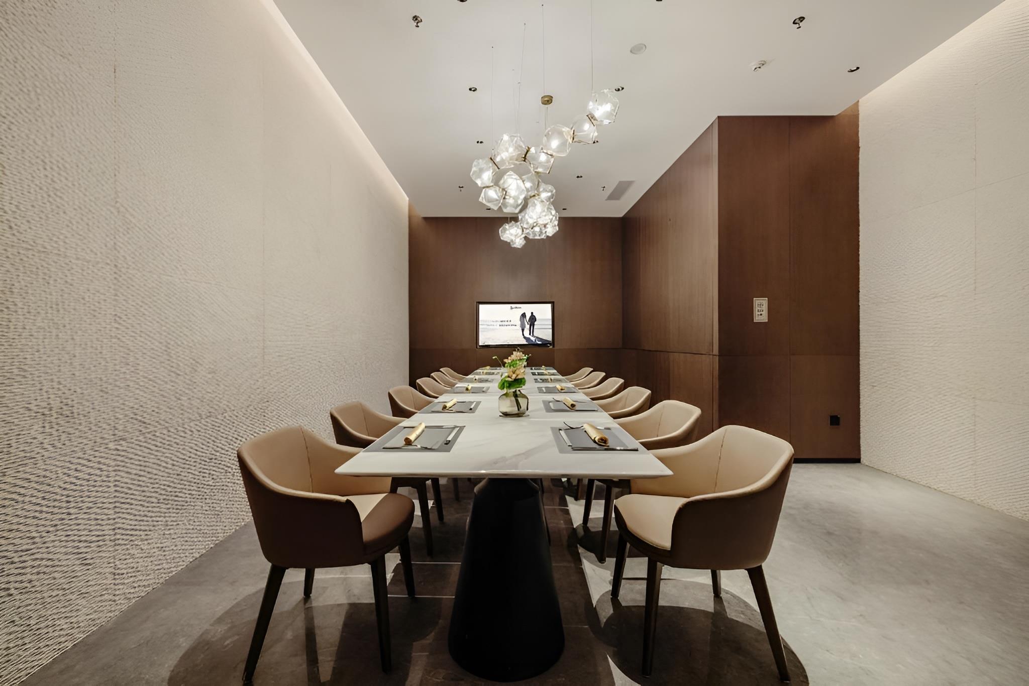 Radisson Hotel Beijing Daxing Airport 5*