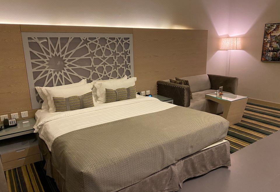Ewaa Express Hotel - Al Hamra 3*