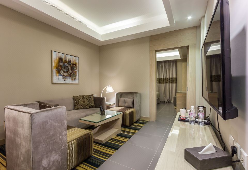 Ewaa Express Hotel - Al Hamra 3*