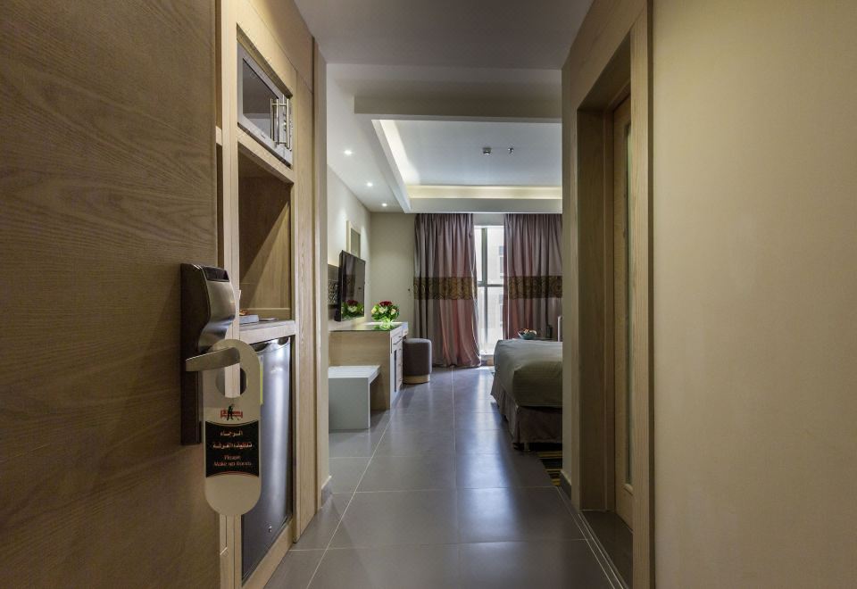 Ewaa Express Hotel - Al Hamra 3*