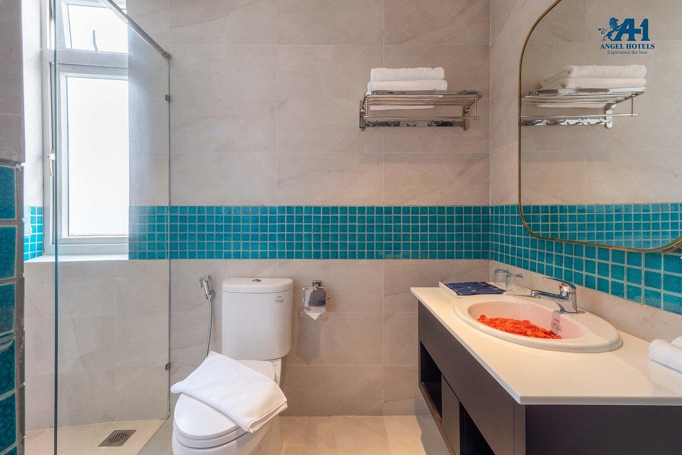 Angel Hotels Beach Danang 4*