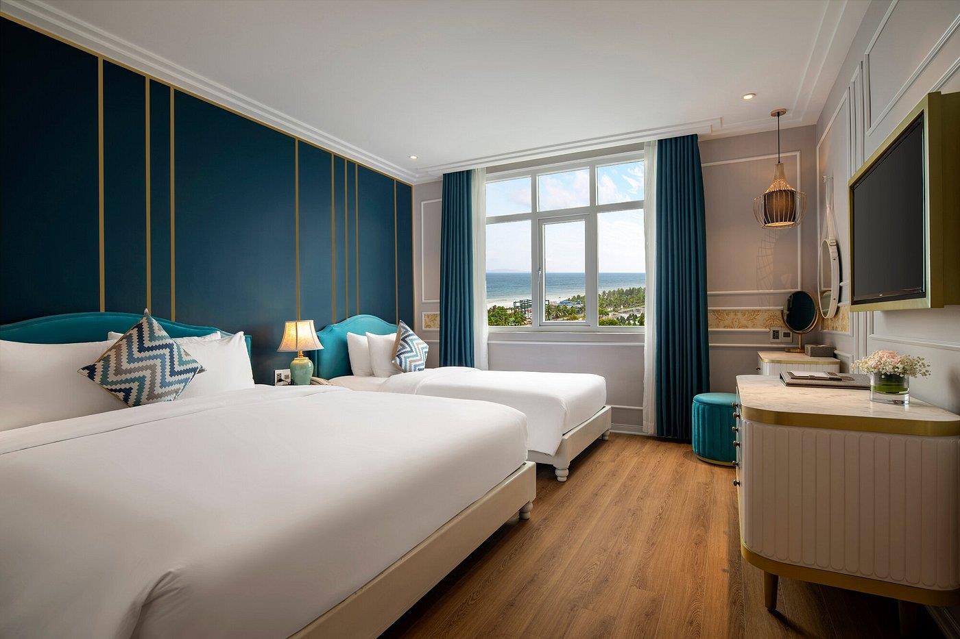 Angel Hotels Beach Danang 4*
